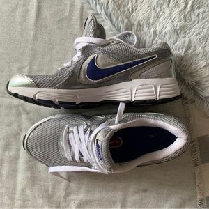 Nike Women’s Air Max Run Lite 2